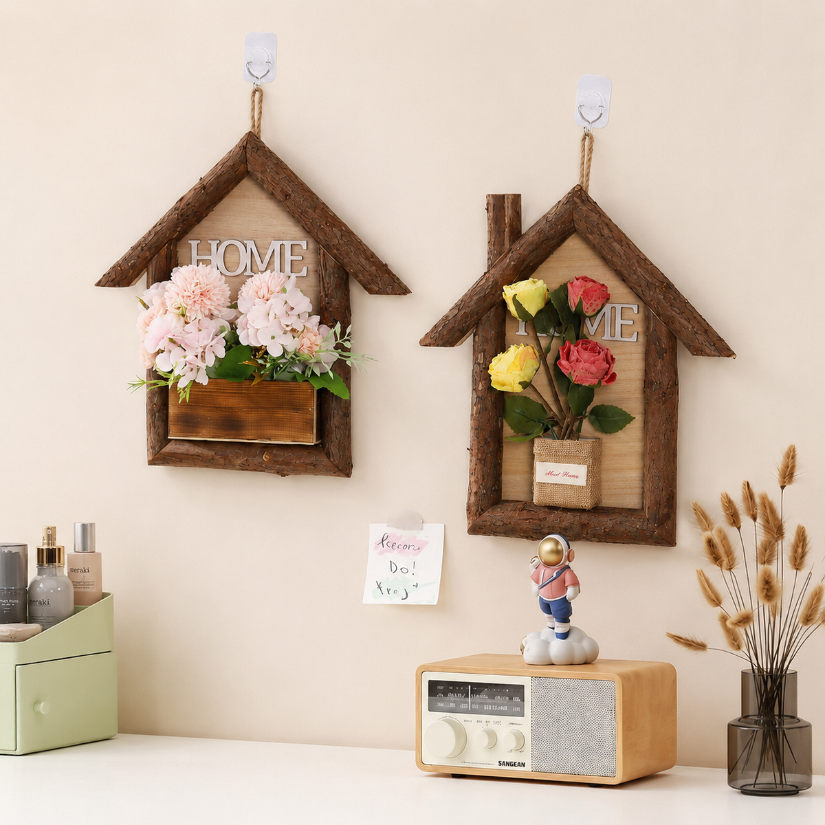 Wall Planters & Holders